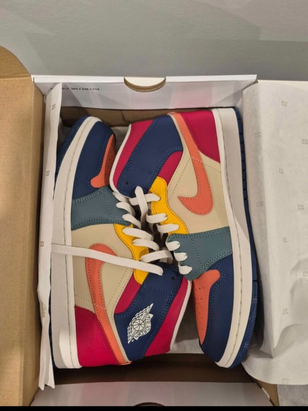 Womens Air Jordan 1 Mid SE multicolor Womens 10, EU 42